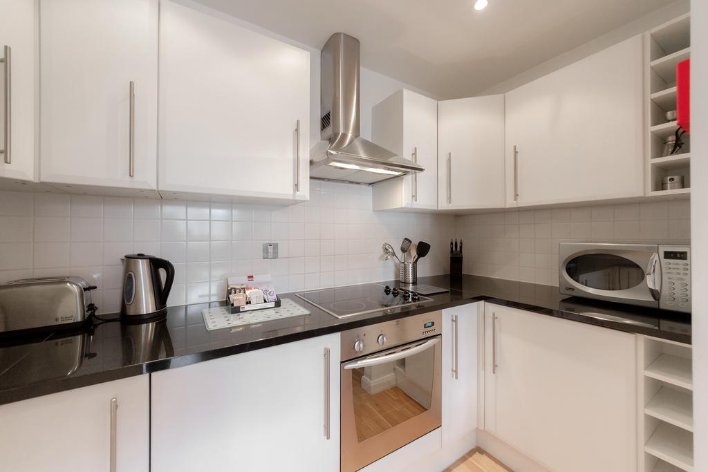 Roomspace Serviced Apartments - Groveland Court London Værelse billede